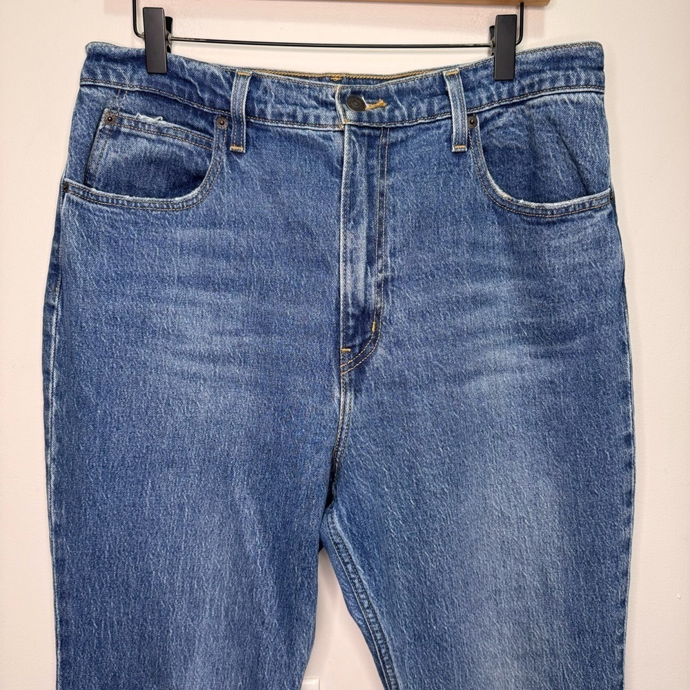 Levi's 70s High Rise Flare Jeans Size 32 - Picture 5 of 16